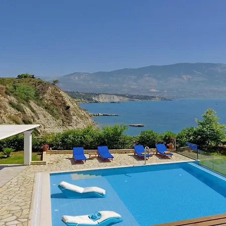 Roberta Kefalonia Villa Spartià
