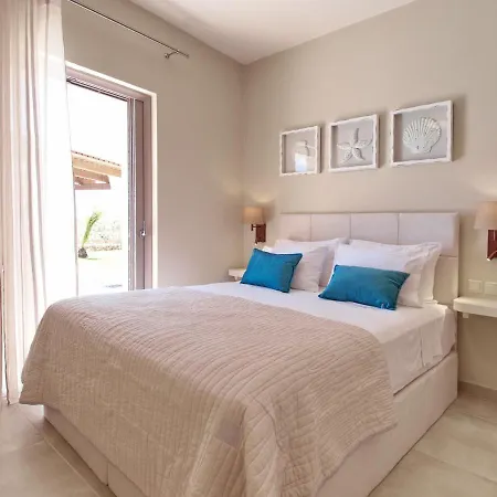 Roberta Kefalonia * Spartià