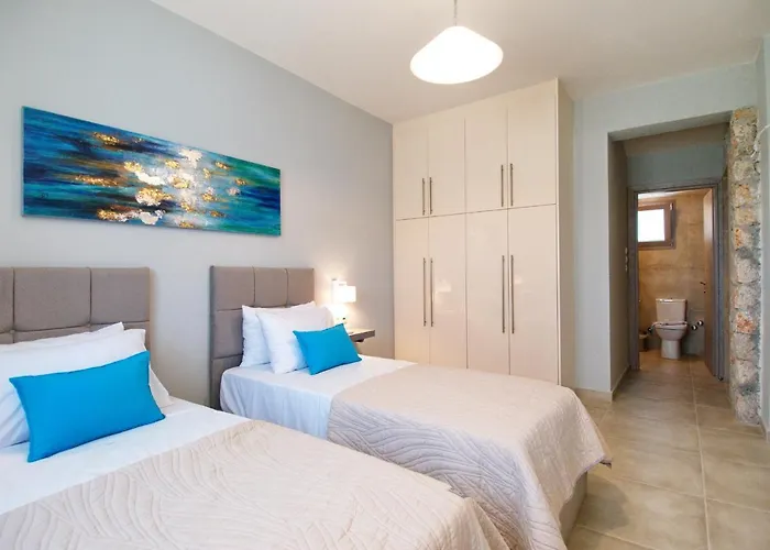 Roberta Kefalonia * Sparta