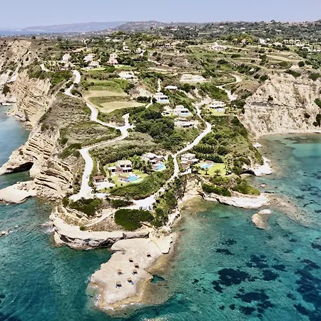 Roberta Kefalonia * Sparta