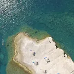 Roberta Kefalonia Spartia
